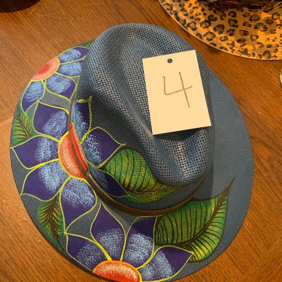 Todo Nuevo - Picture 4 of 8